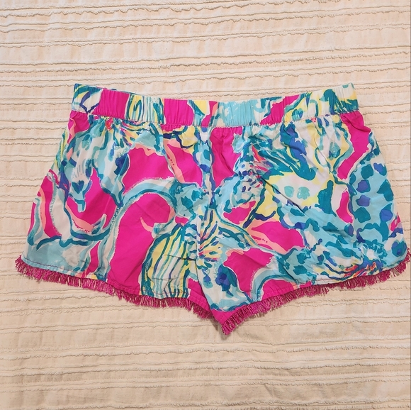 Lilly Pulitzer Rayon short - Picture 4 of 4